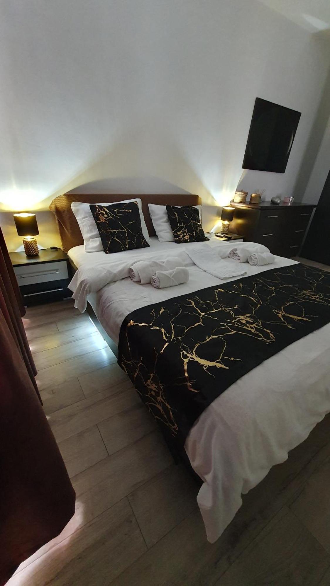 Andrei Apartment Brasov Ngoại thất bức ảnh